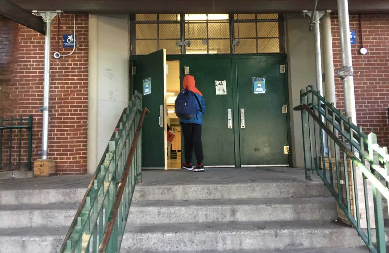 NYC’s fully remote elementary students can opt back into school buildings, de Blasio says NYC’s fully remote elementary students can opt back into school buildings, de Blasio says