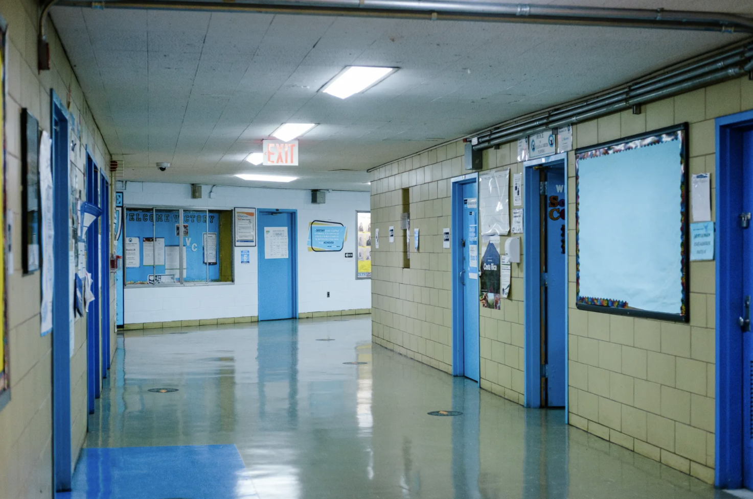 Amid omicron surge, NYC schools prepare to reopen after winter break Amid omicron surge, NYC schools prepare to reopen after winter break
