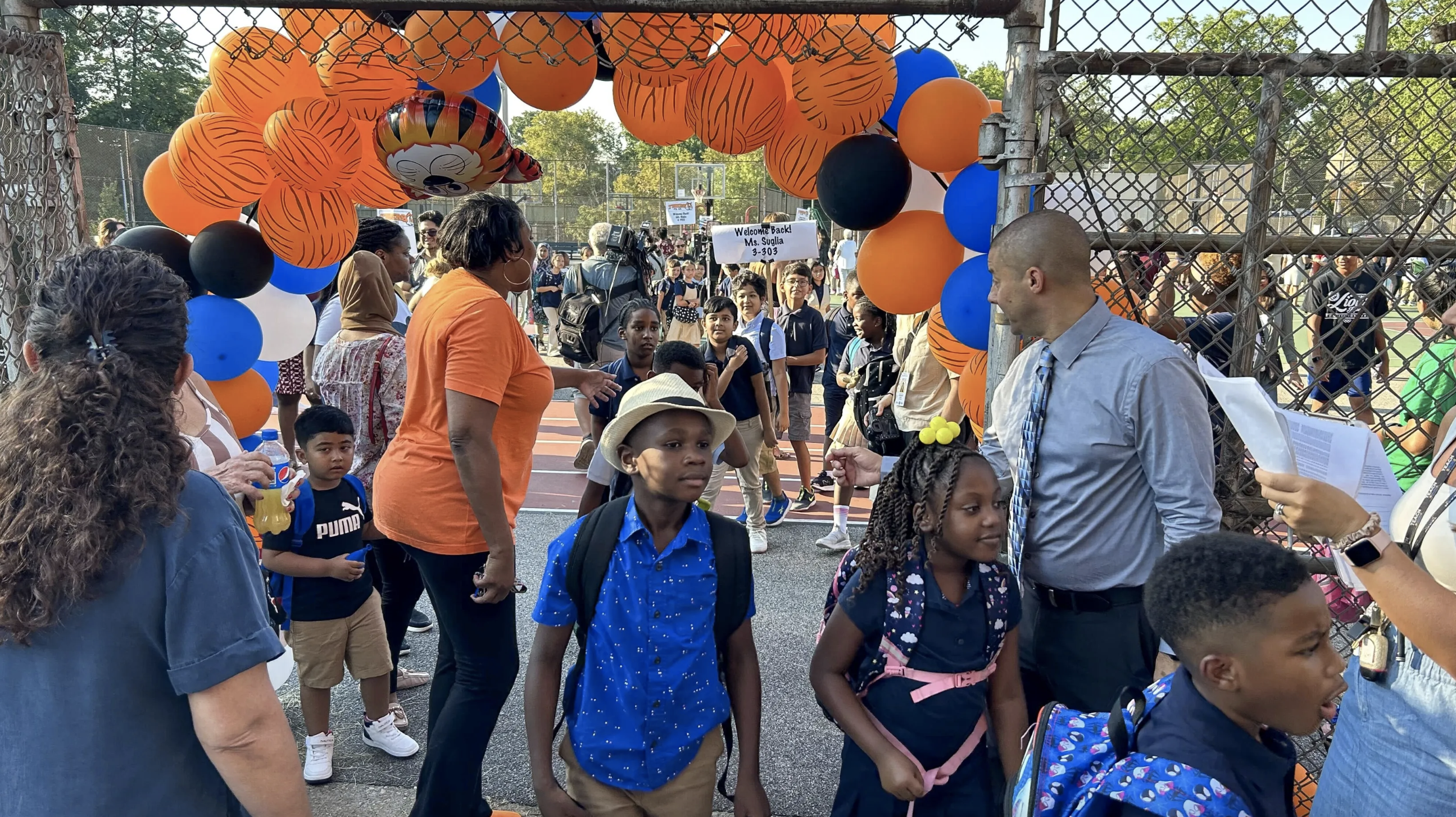 First day of school for NYC: Smiles, sweat, and fears of a possible bus strike First day of school for NYC: Smiles, sweat, and fears of a possible bus strike
