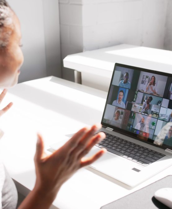 Synchronous vs. Asynchronous Online Models